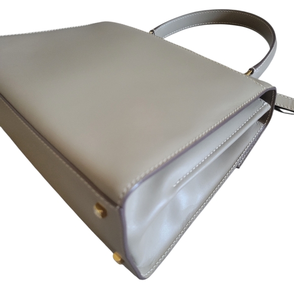 Salvatore Ferragamo Classic Top-Handle Women's Handbag Light Gray Gold Hardware - Picture 15 of 16